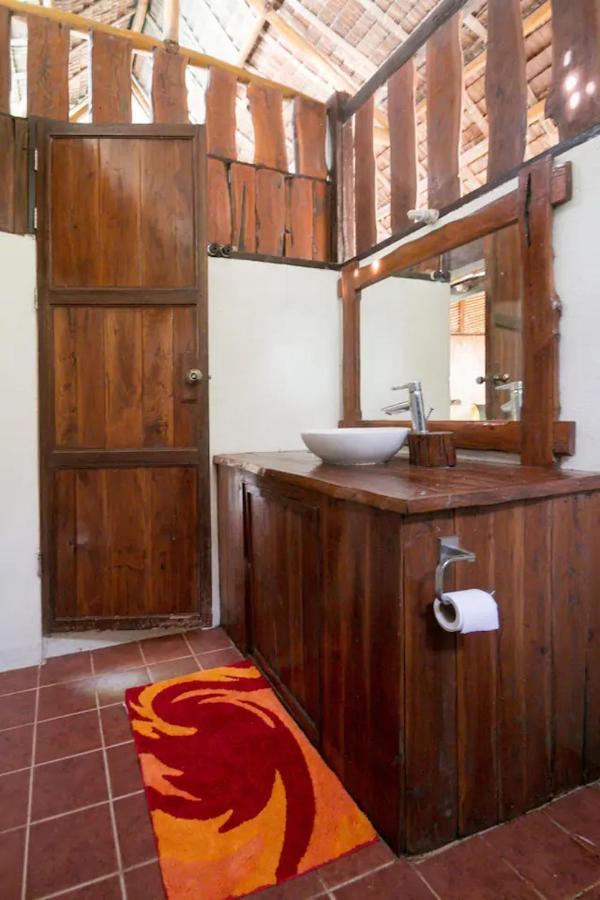 Auberge de jeunesse Busuanga Backpackers à Concepcion  Extérieur photo
