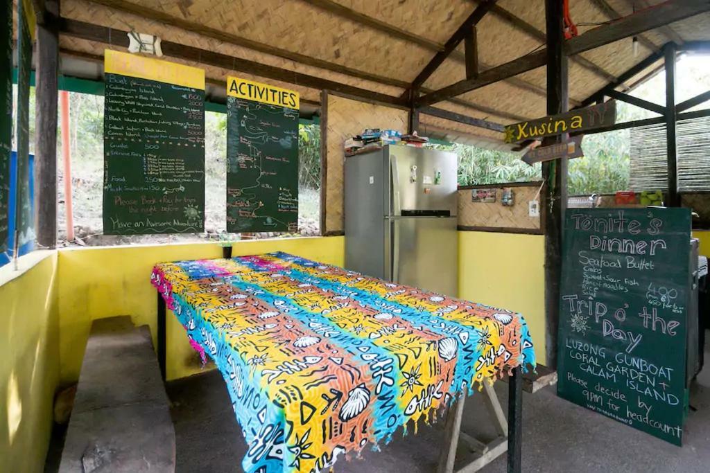 Auberge de jeunesse Busuanga Backpackers à Concepcion  Extérieur photo
